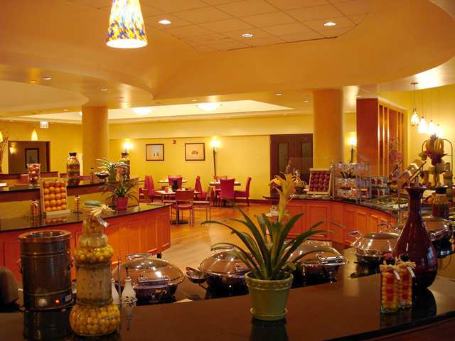 Hilton East Brunswick Hotel Restaurante foto